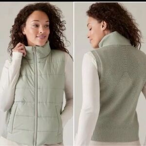 Athleta Incline Hybrid Vest | Fern Green Size Small